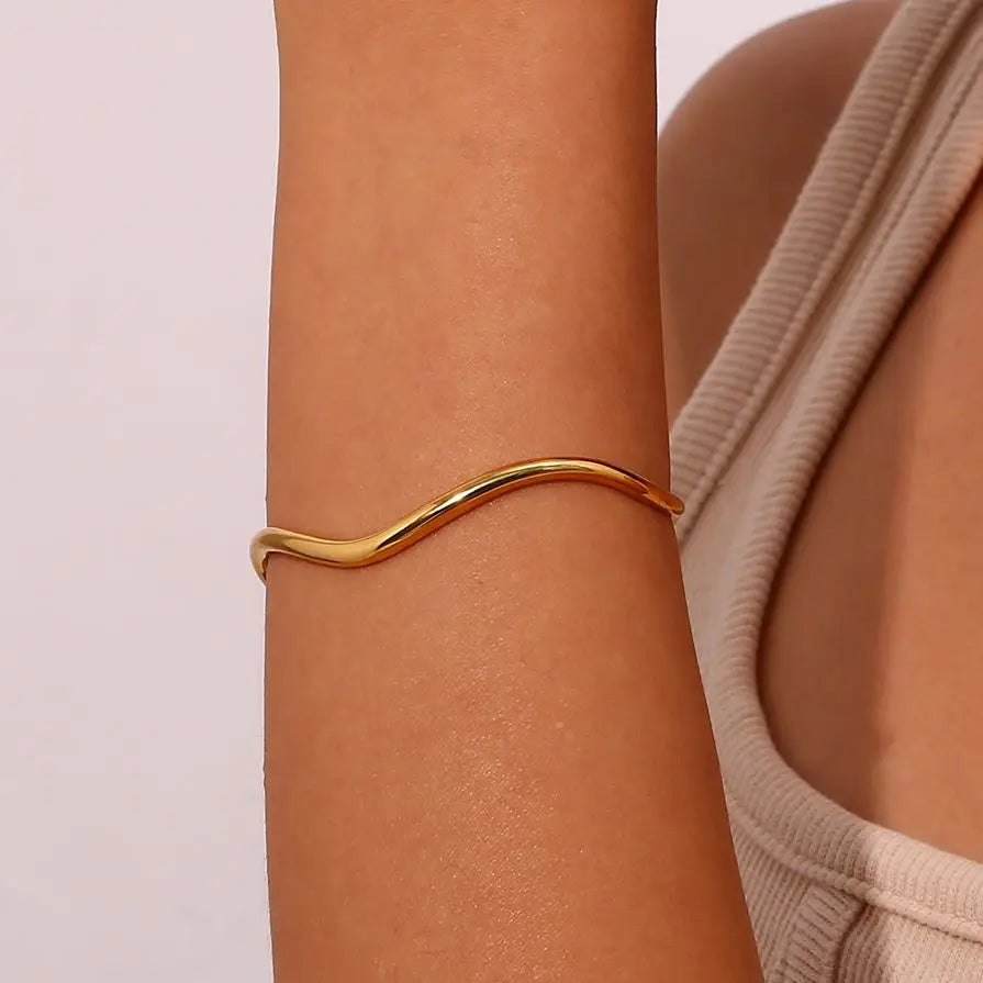 Abigail | Gold Wave Cuff Bracelet - 18K Gold Plated, Waterproof